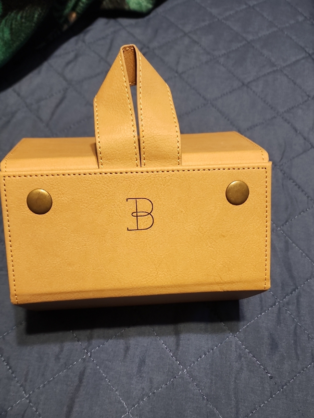 Sun Glasses Case  Carriet For 5 Pairs Used